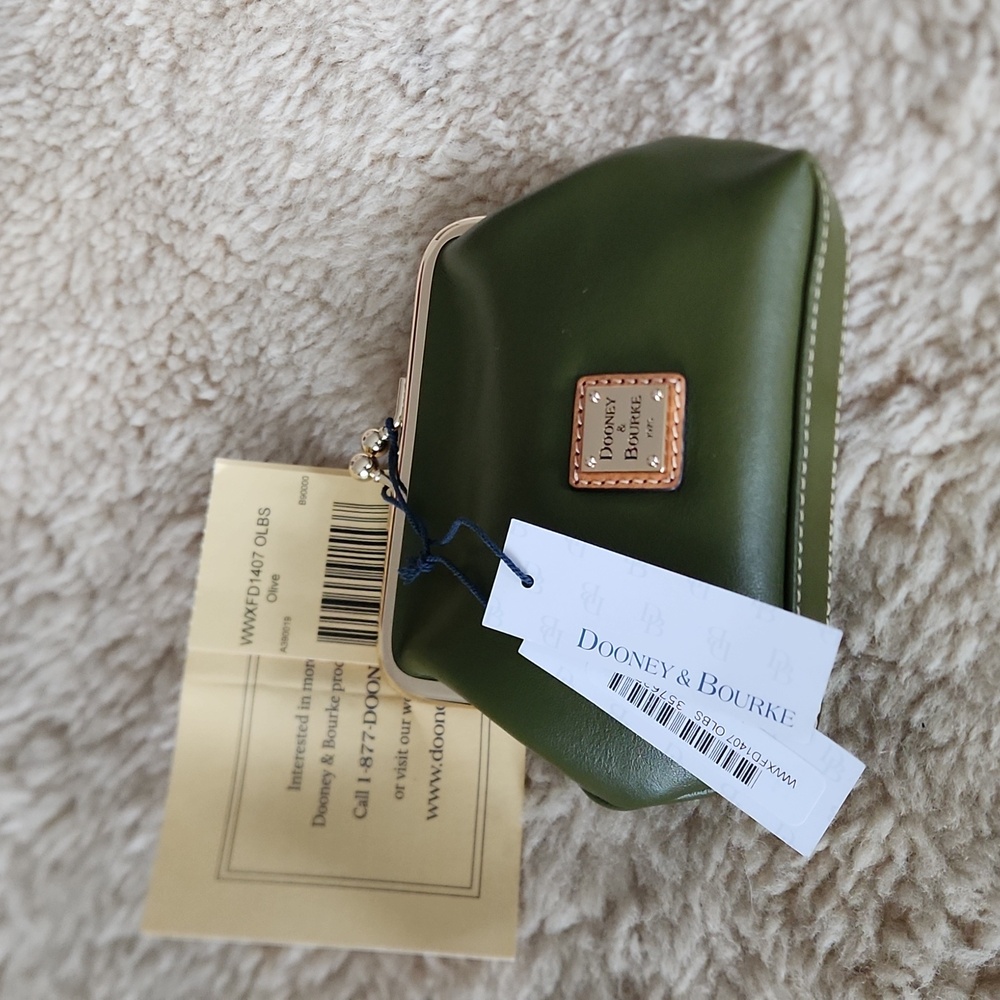 NWT Dooney & Bourke Olive Green Leather Kisslock Large Framed Purse π«πβ€οΈπ - Picture 12 of 16